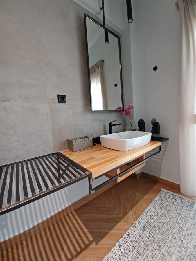 Sroom Apartment Mesolóngion Esterno foto